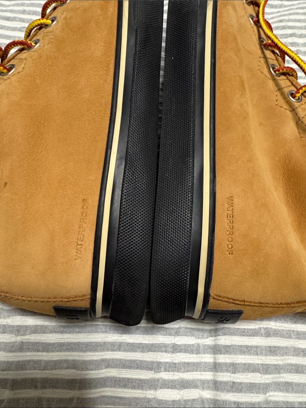 Sorel Men's Tan Leather High-Top Sneakers with Yellow-Brown Laces - Picture 7 of 12